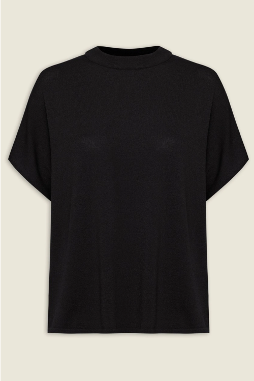 CAMISETA AMPLA TRICOT PRETO EGREY