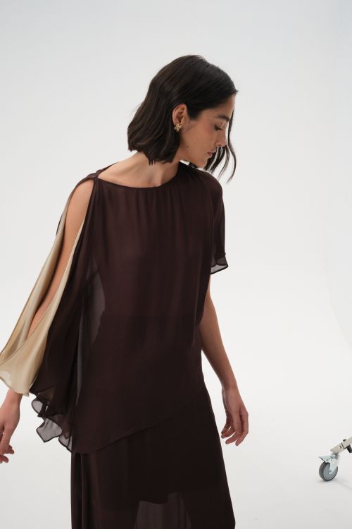 BLUSA PAMELA CREPE CHOCO ALEHA