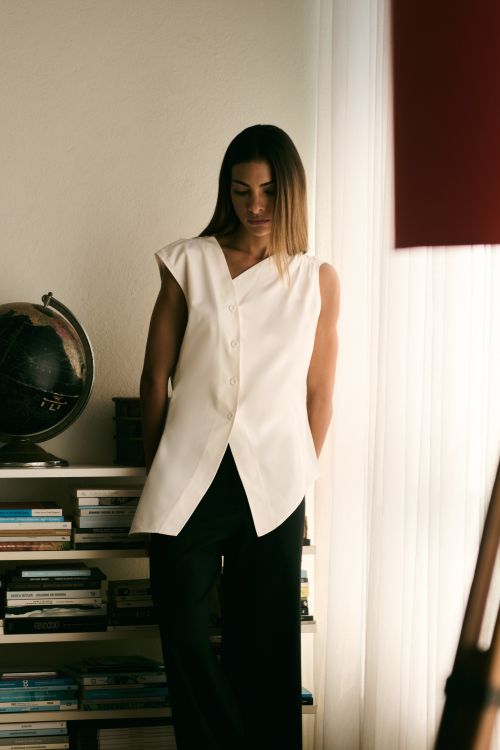 BLUSA TECHNO ASSIMETRICA OFFWHITE - BIANZA