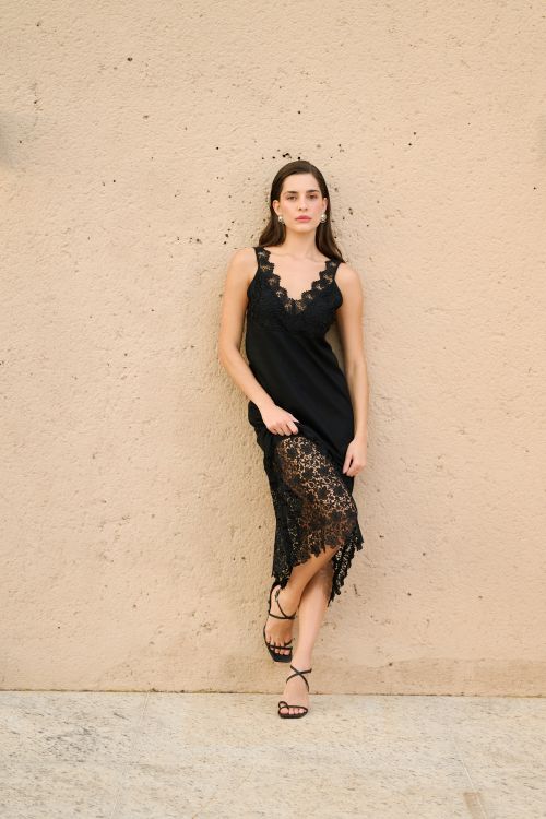 VESTIDO ANTONIA RENDA PRETO BIANZA