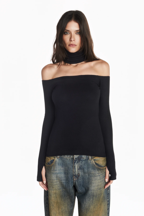 BLUSA DECOTE GOLA FALSA MALHA PRETO TIG