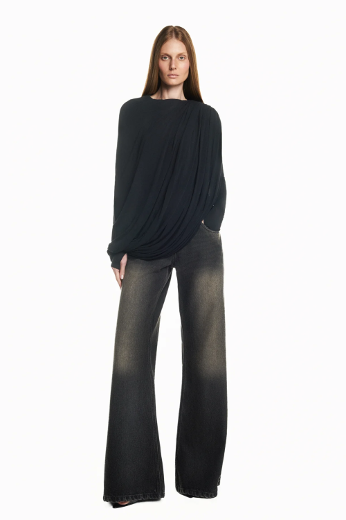 BLUSA MANGA LONGA CORPO DRAPEADO CAPA SOBREPOSTA PRETO TIG