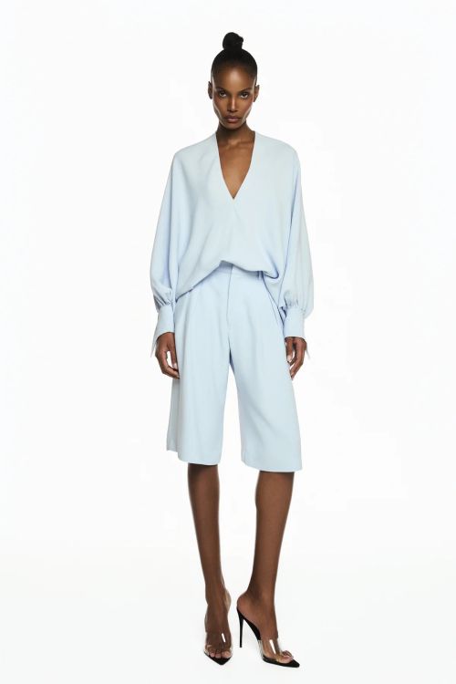 BERMUDA ALFAIATARIA CREPE HEAVY PATOU AZUL TIG