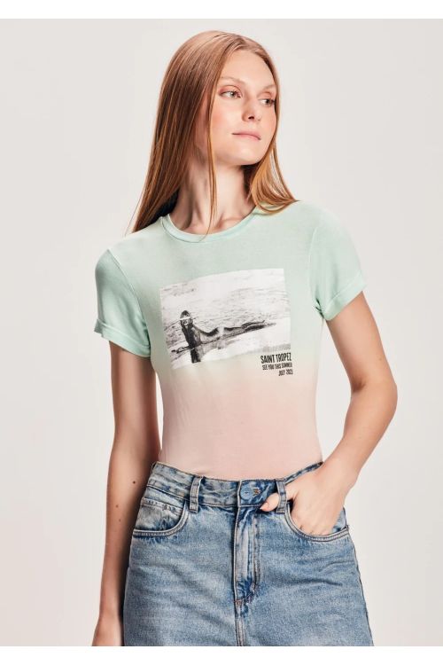 CAMISETA ST TROPEZ ESTAMPA TIG